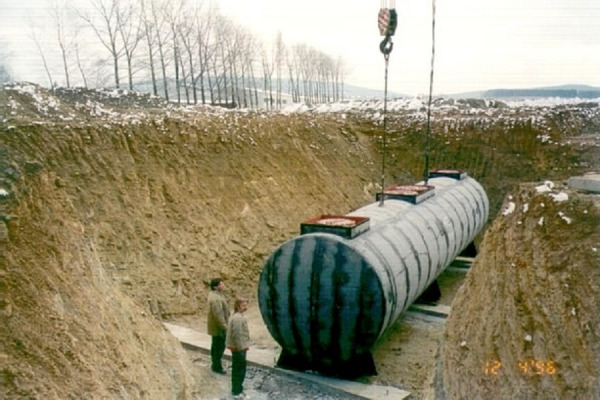 Podzemní ocelové nádrže