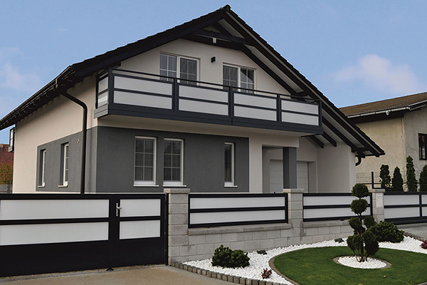 Hliníkové ploty a brány