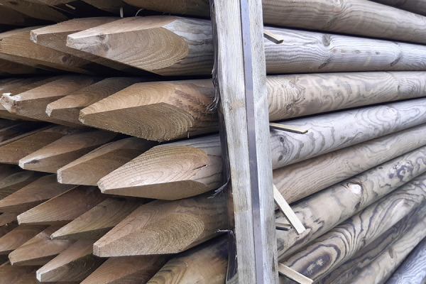 Farmářské a zahradní kůly