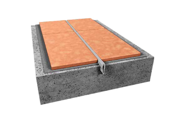 Podlahové dělící systémy pro spáry v potěrech, obkladech a dlažbách