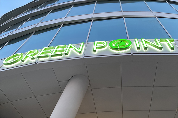 Světelné nápisy, loga a světelné panely